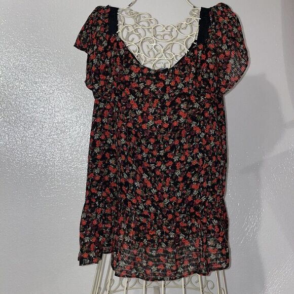 Womans Libby Edelman Size L Floral Print Black/Red - Picture 2 of 3